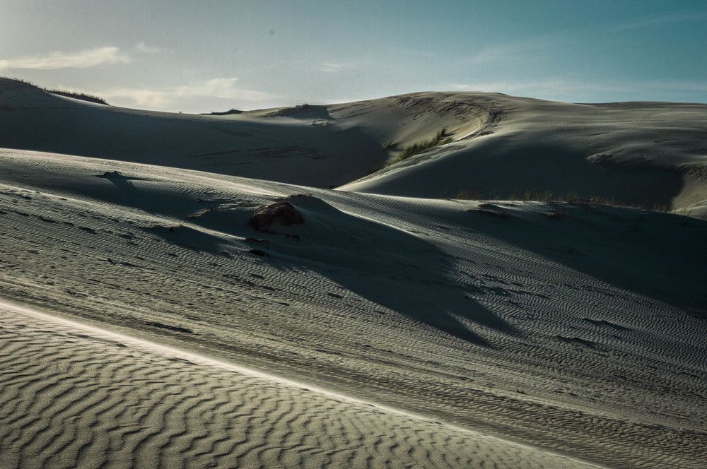 Sand, light and shadows.