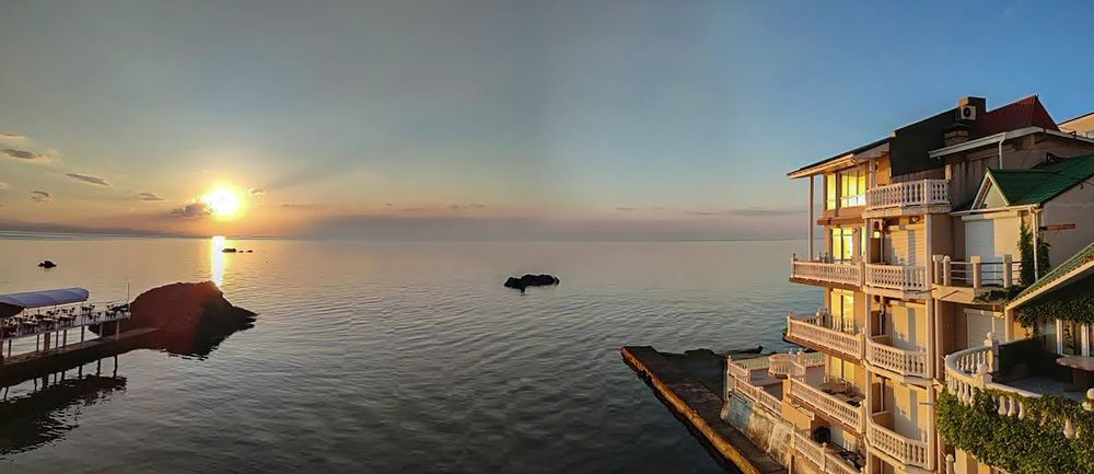 Утро в Крыму