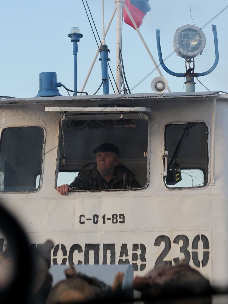 Капитан парома "Лесосплав-230"