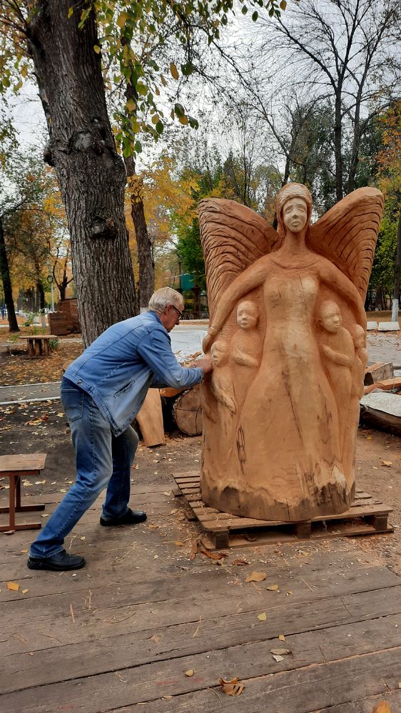 Фотография автора Елена Хализова