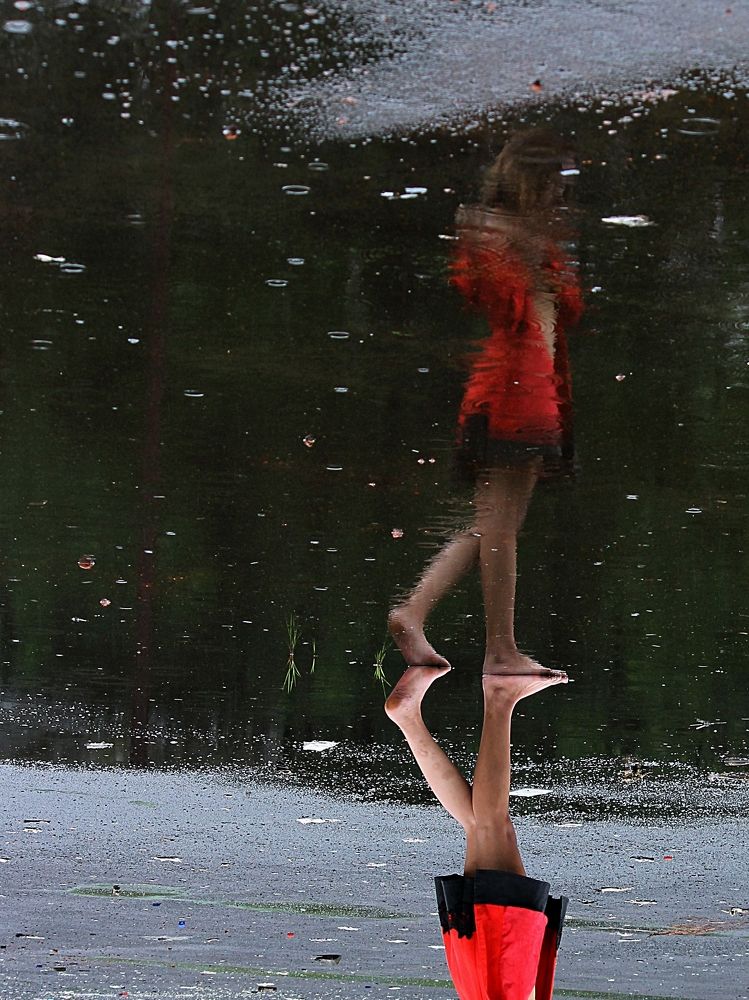 Photograph by SUGIANTO