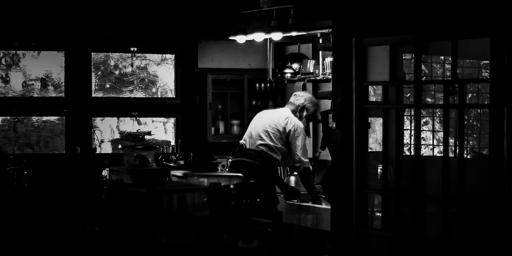 Photograph by SUZUKI Kazumichi