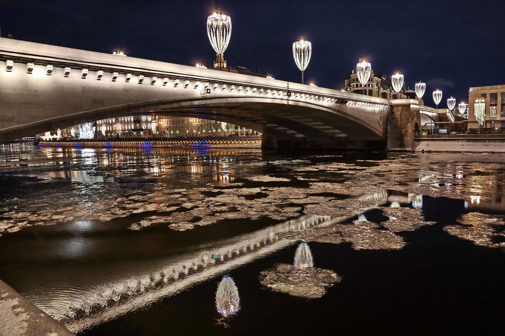 Москва-река. Большой Москворецкий мост