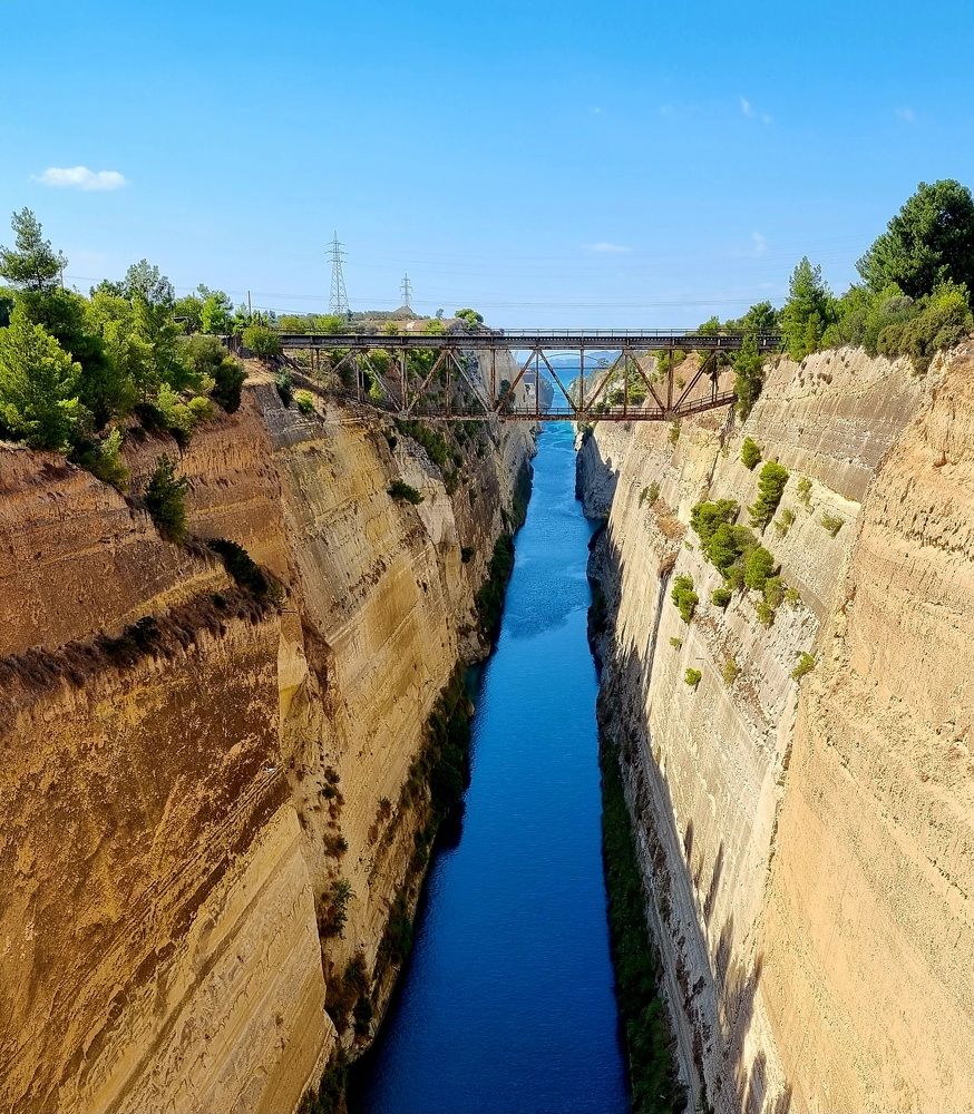 Мост через Коринфский канал