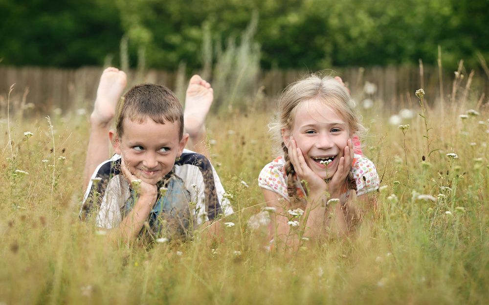 Брат и сестра.