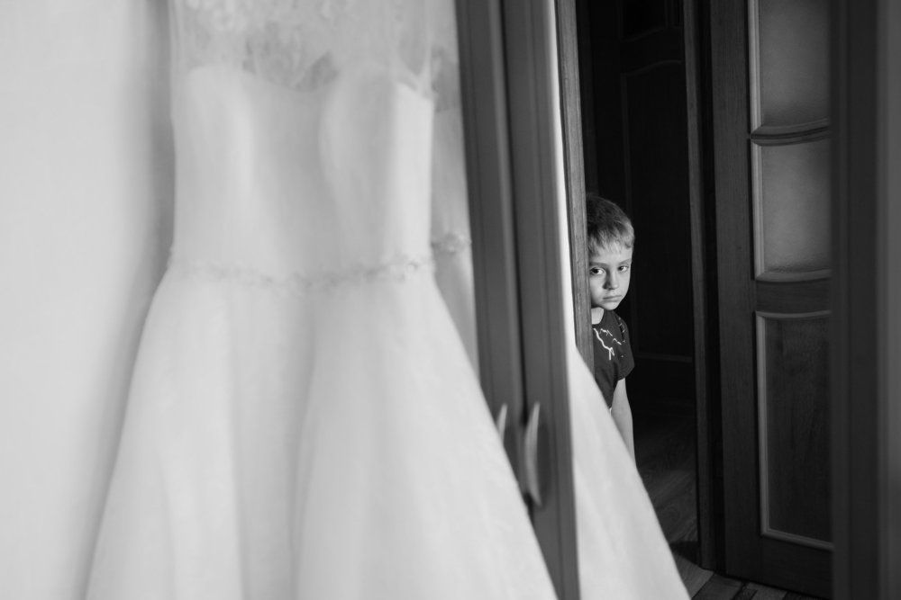 Она выходит замуж...