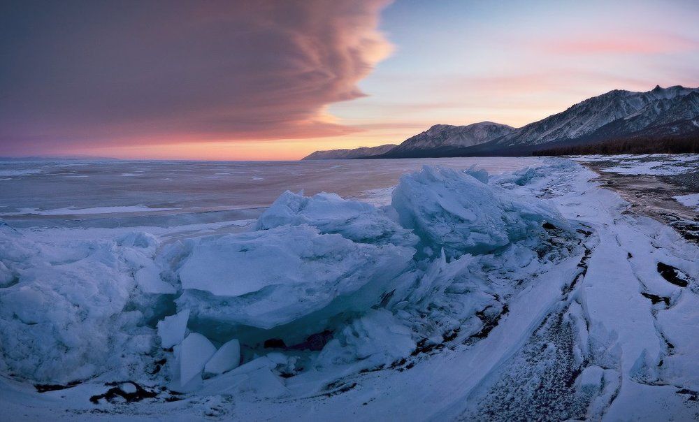 Закат у мыса Заворотный
