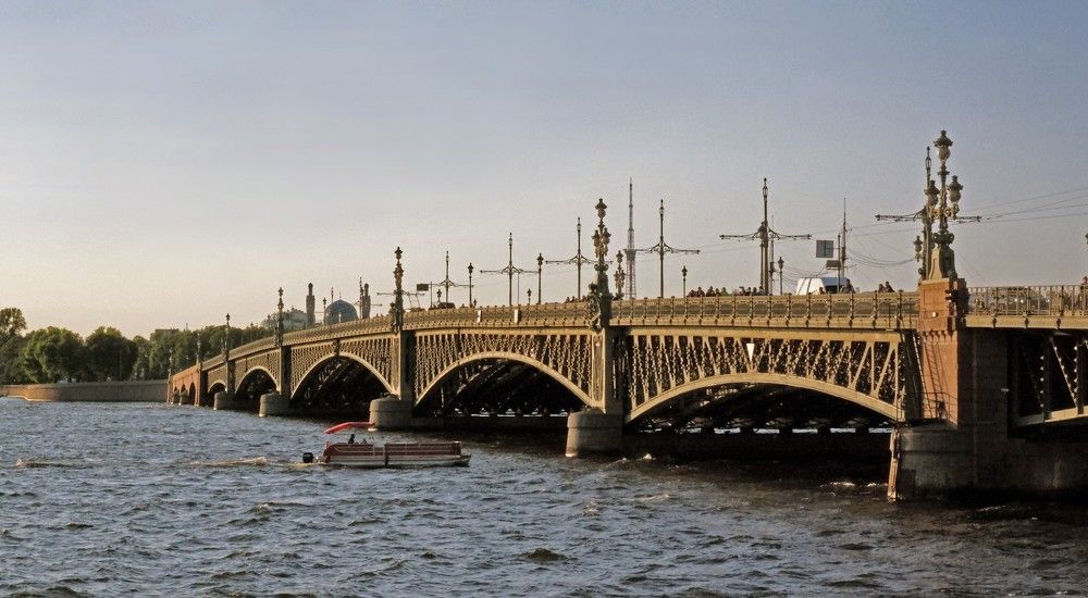 Троицкий мост.