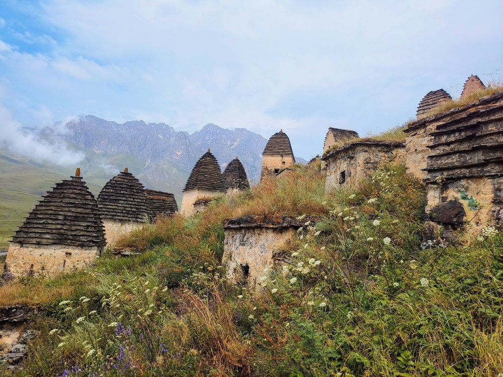 Даргавский некрополь