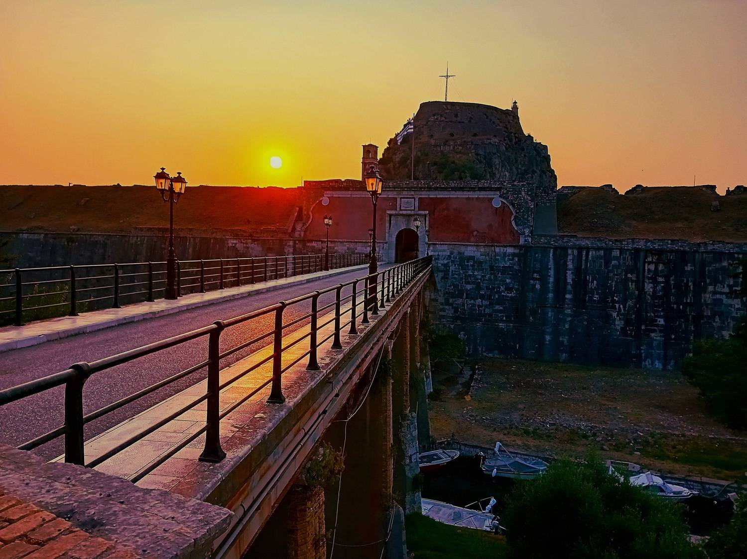 The bridge of the Old Fortress
