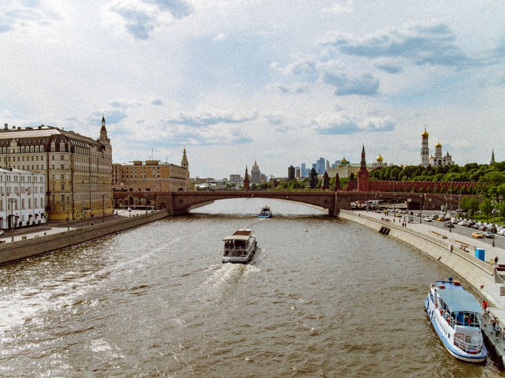 Фотография автора Евгений Величко