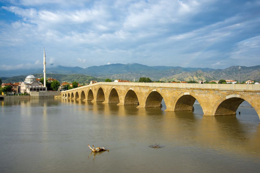 Фотография автора Esra Bürçün