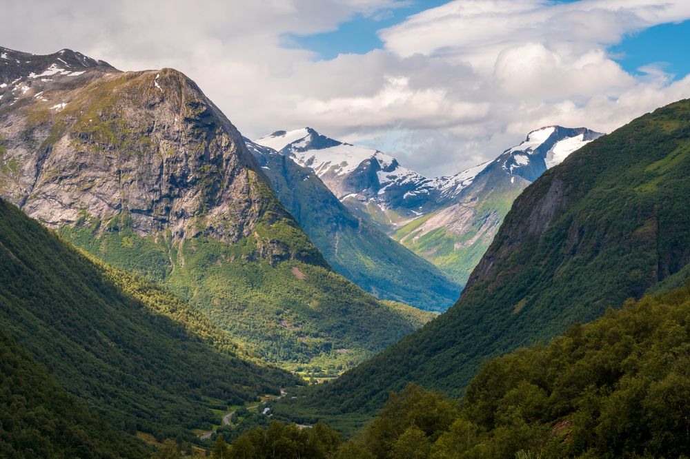 Photograph by Ilya Stolov