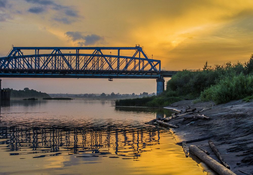 Мост через реку Лузу