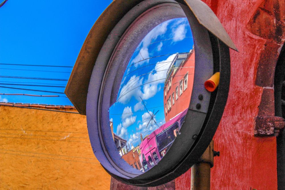 TRAFFIC MIRROR