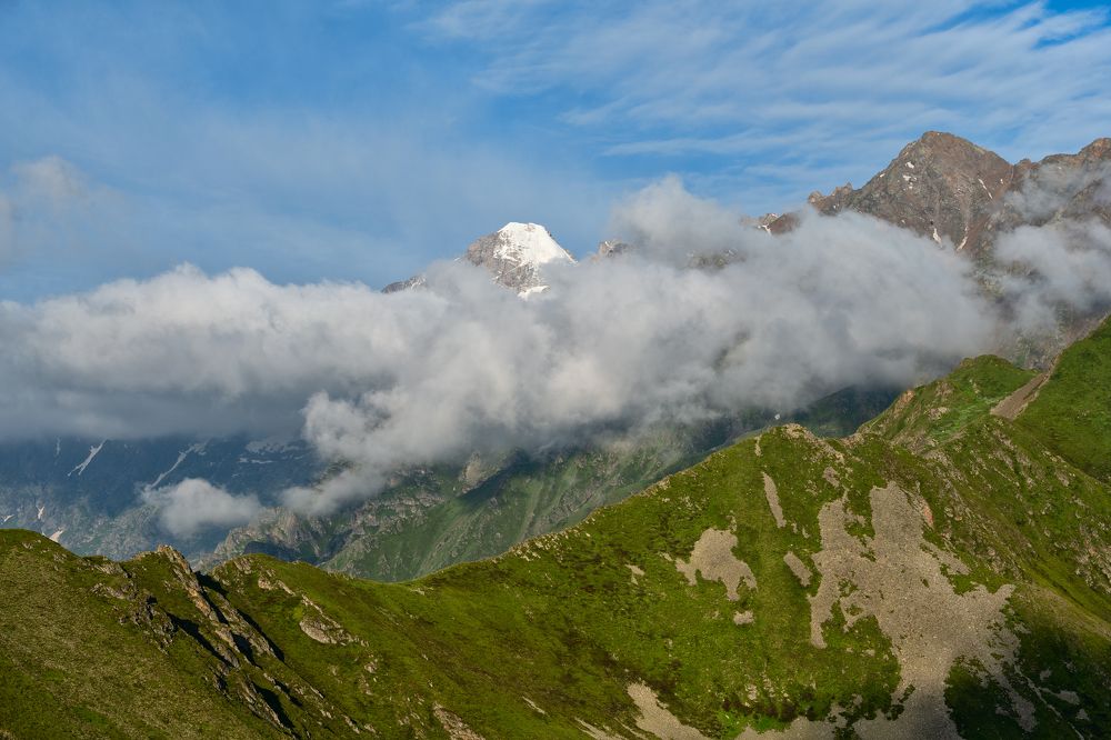 Фотография автора Олег Кожухов
