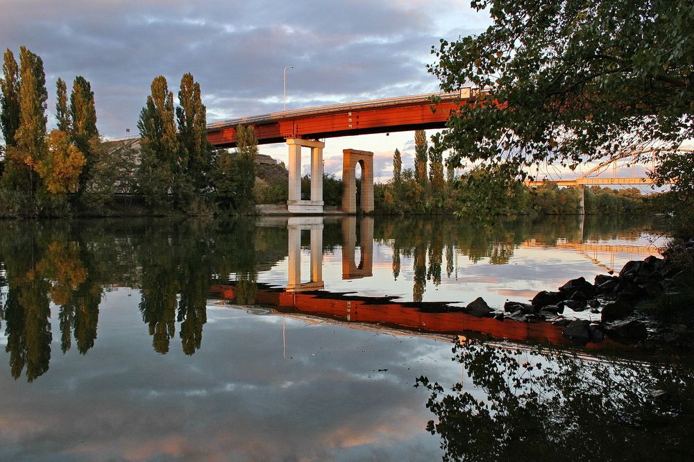 Фотография автора Александр Челмодеев