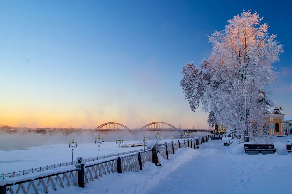 Photograph by Anton Hantov