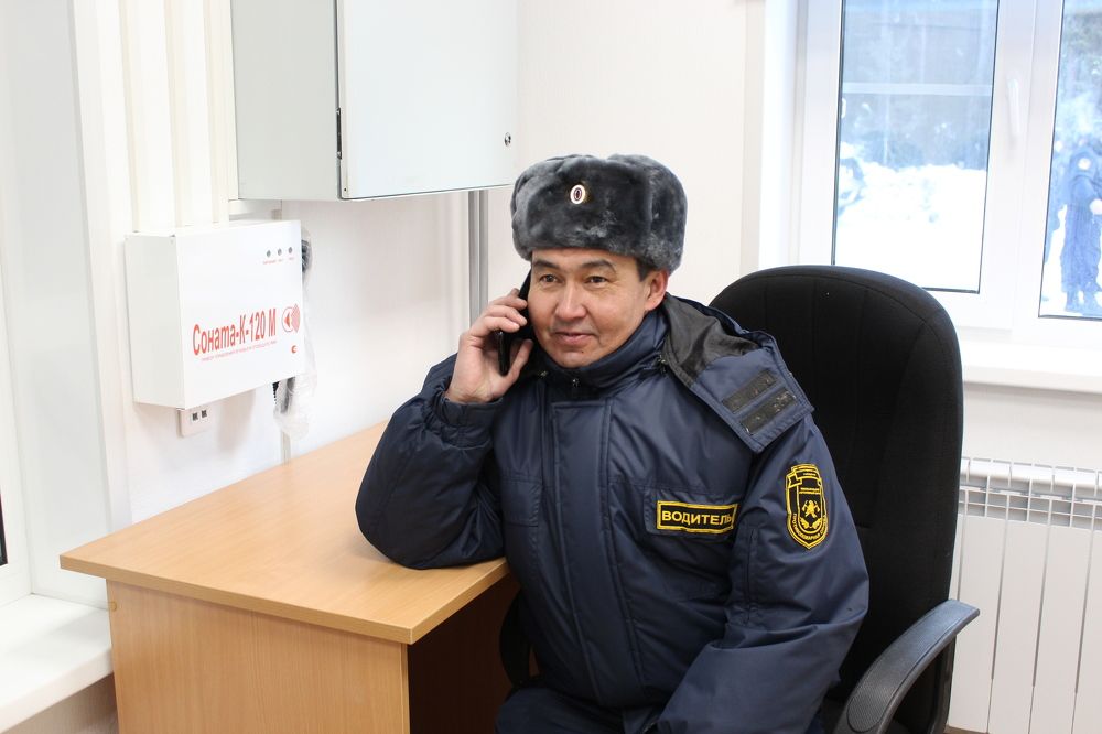 На работе. Водитель пожарной охраны