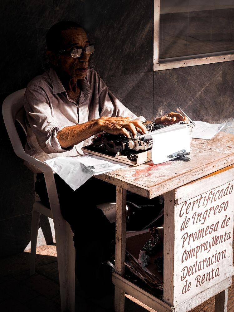 Trabajando a la sombra