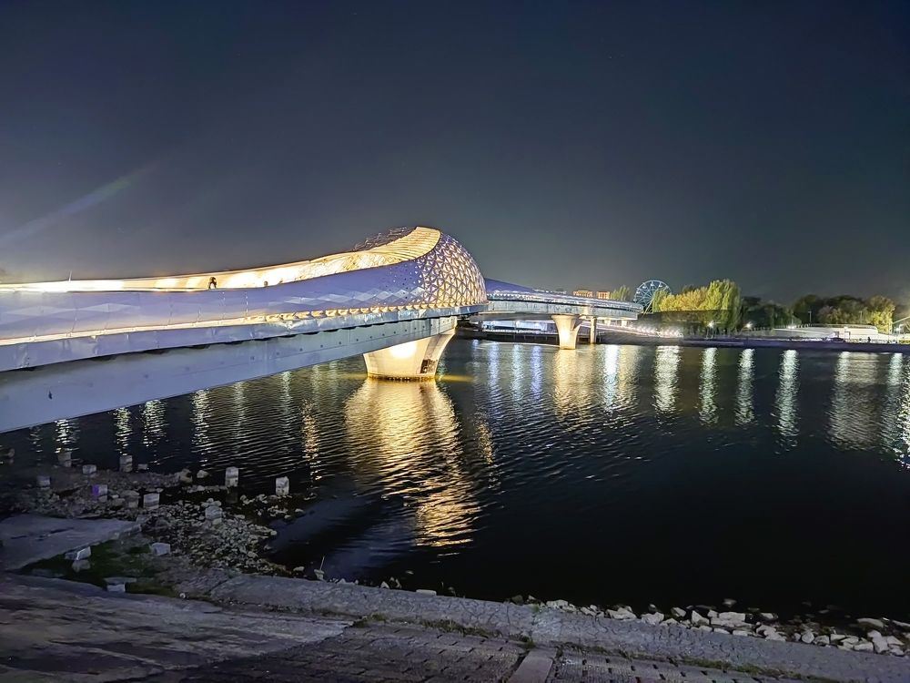 Photograph by Ramil Bakhriraziyev