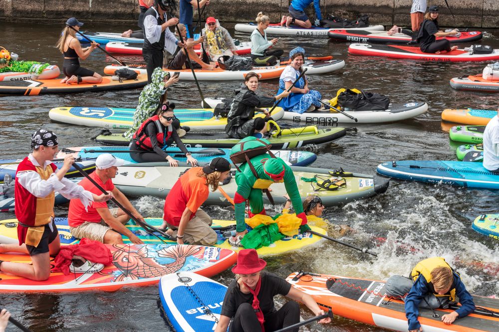 Падение. Фестиваль  сапсёрфинга Фонтанка SUP-24