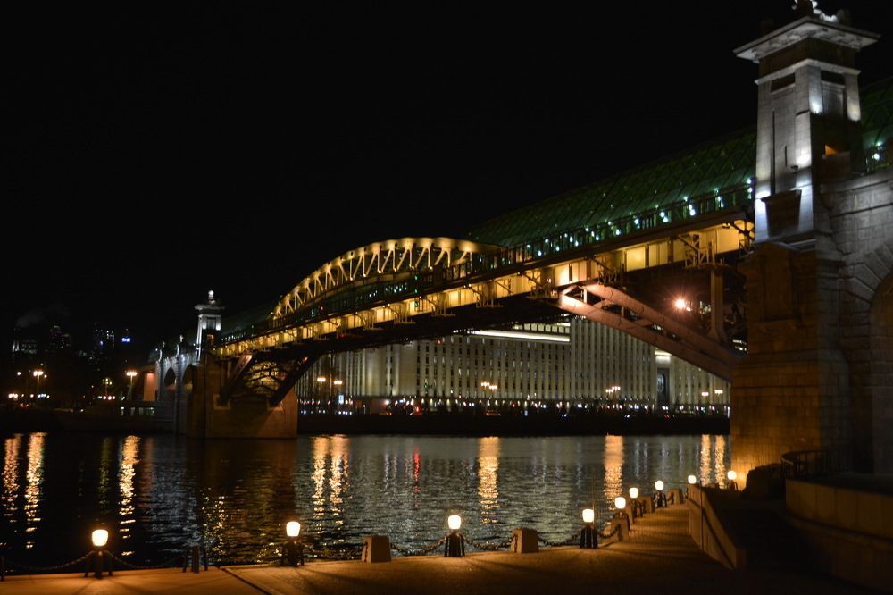 Андреевский мост в Москве.