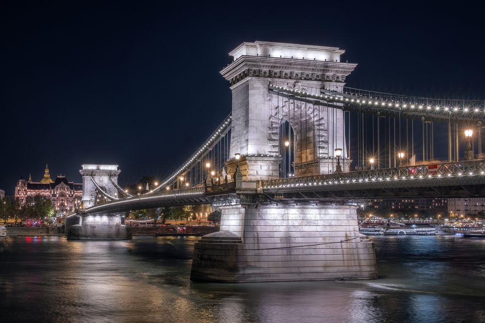 Цепной мост (Будапешт)