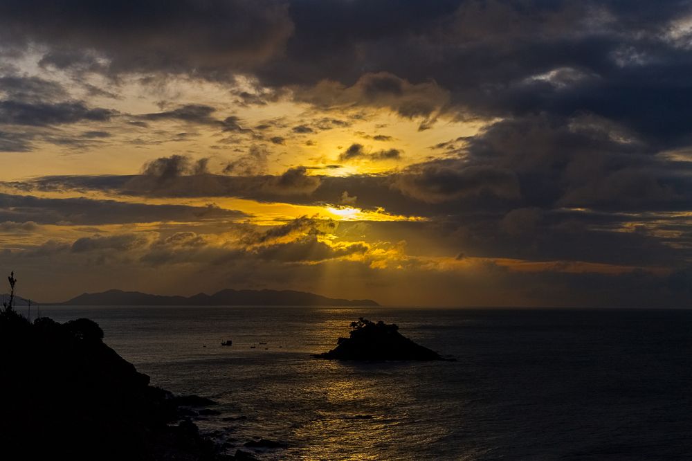 Photograph by Nguyen Thieu Duy