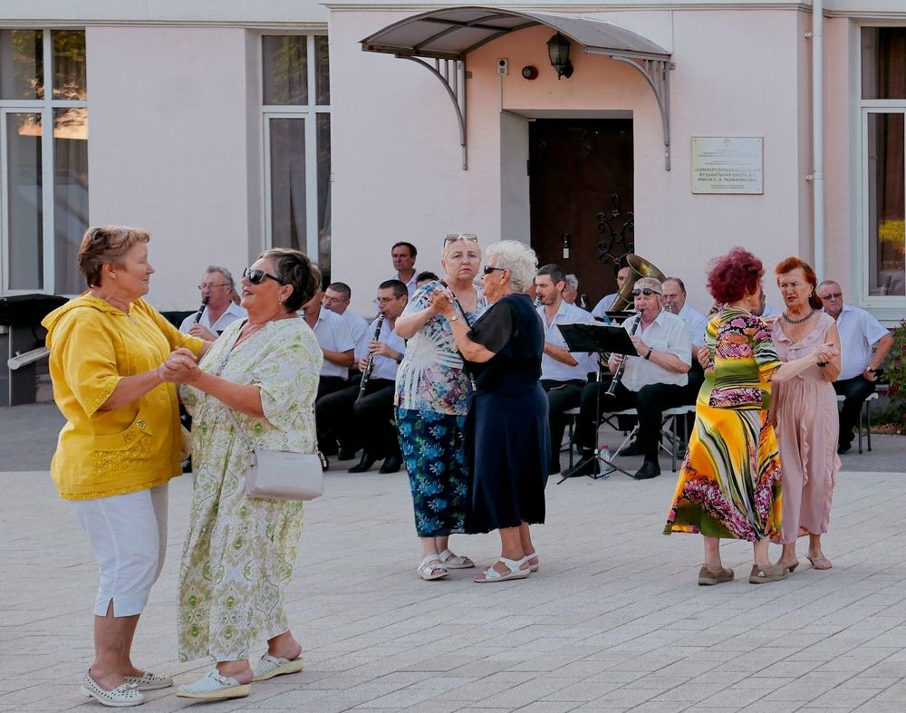 Пропаганда ЛГБТ