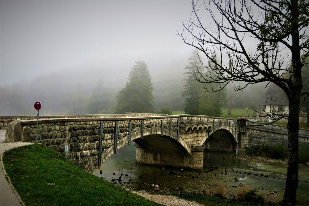Bridge near Hotel Jezero