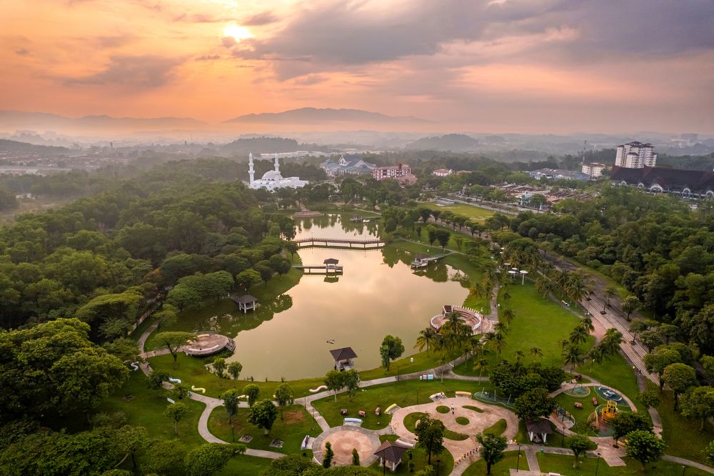 Beautiful Sunrise View S2 city park Seremban