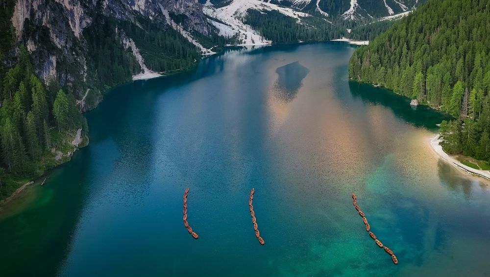 Photograph by Henri Fitriadi