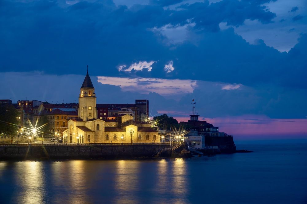 Photograph by Natalya Pyrogova