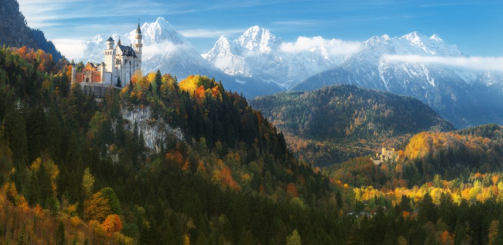 Германия. Замок Нойшванштайн и замок Хоэншвангау панорама.
