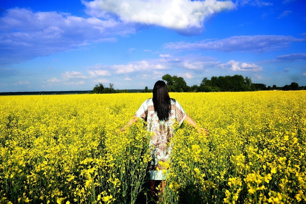 Обнимая июль