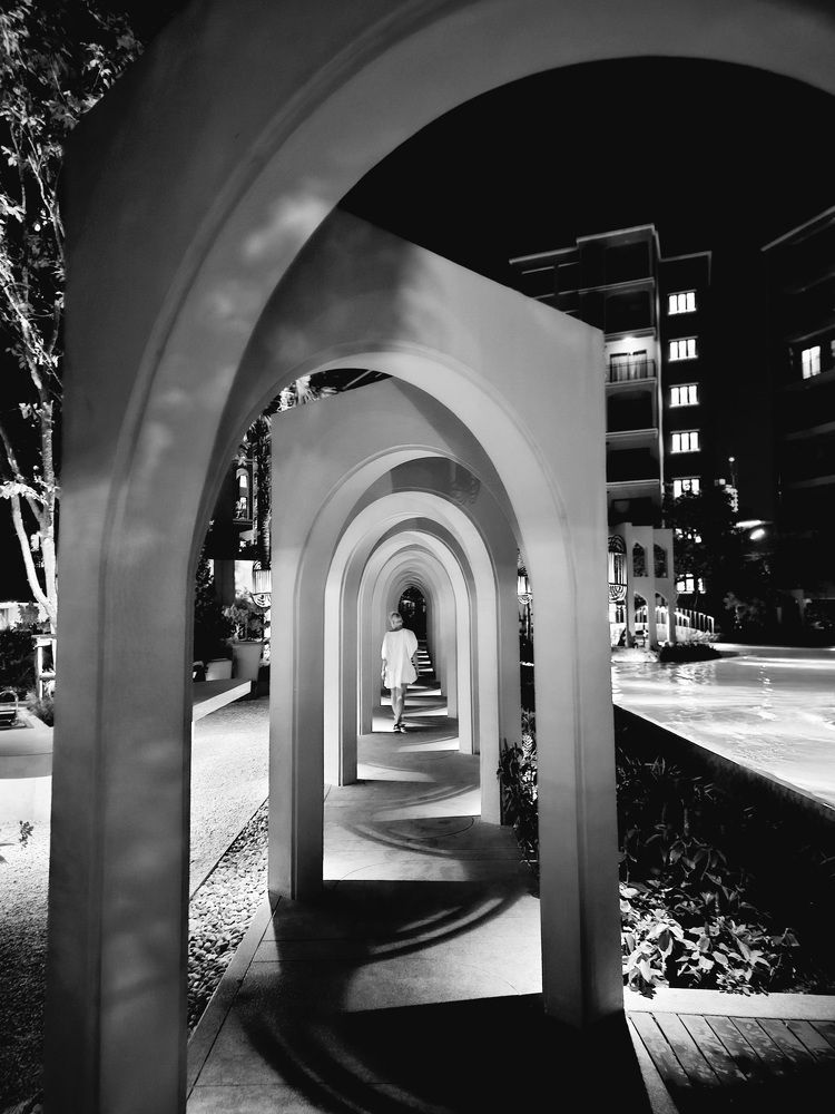 Лабиринт теней.