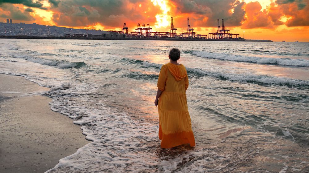 Photograph by Lev Tsenter