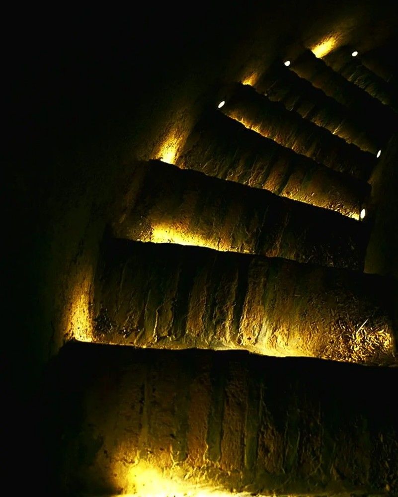 Фотография автора HR ABADEHI