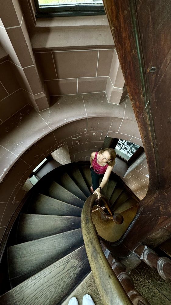 По лестницам замка