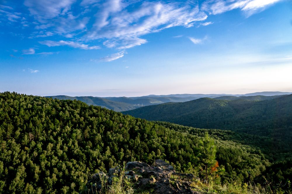 сибирские горы летним вечером