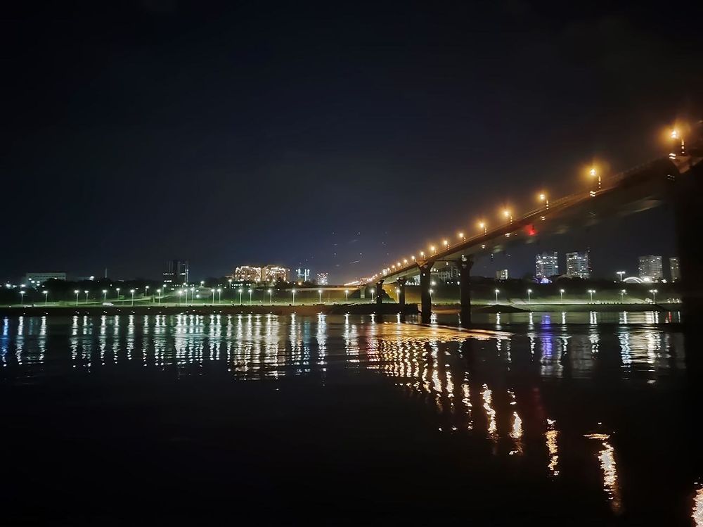 Мост через реку Волга в Волгограде