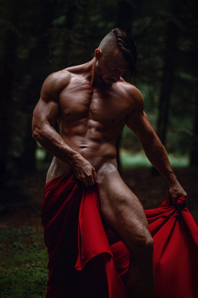 Photograph by Evgeny Khromov