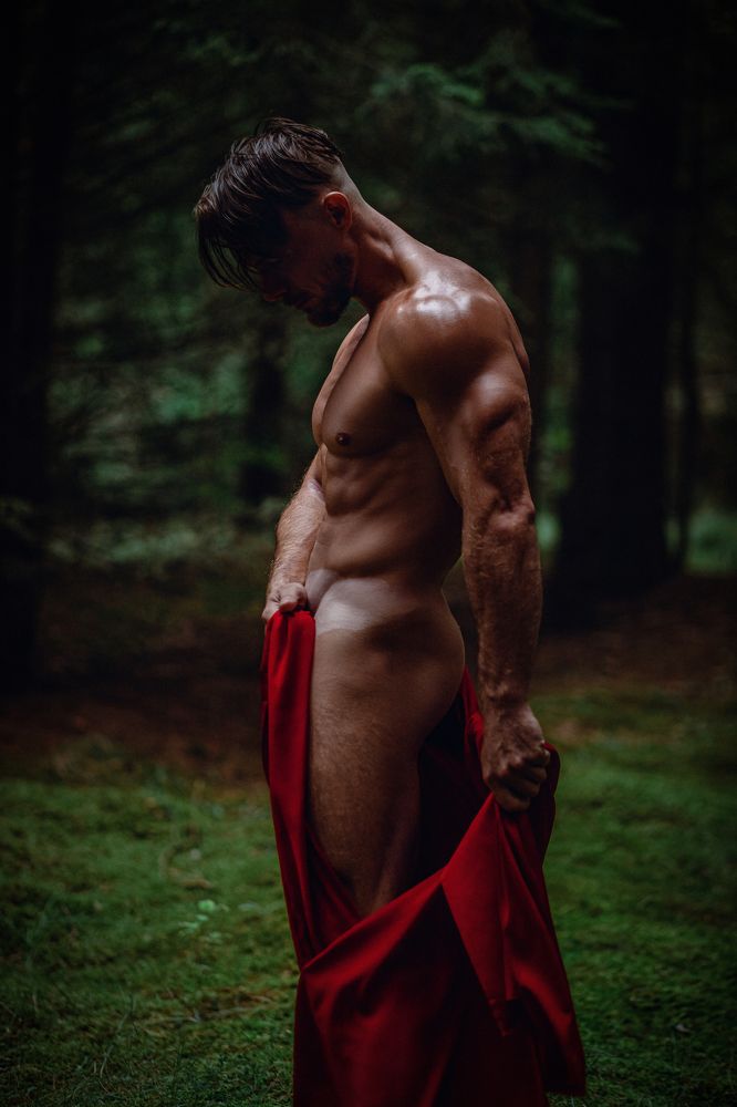 Photograph by Evgeny Khromov