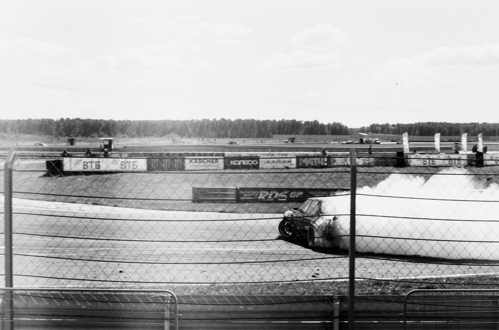 Фотография автора Дмитрий Постельный