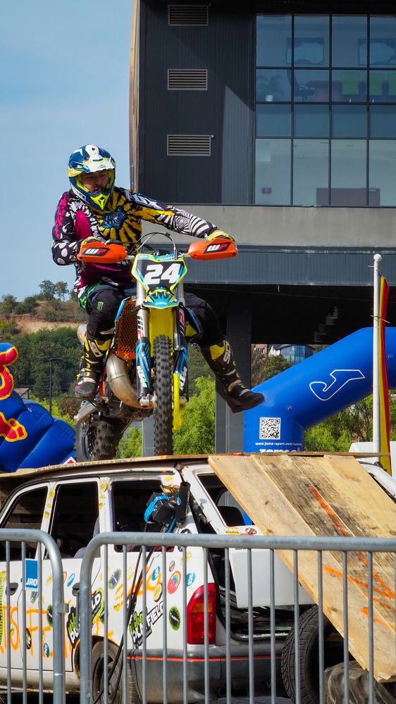 Photograph by Anca Uifalean