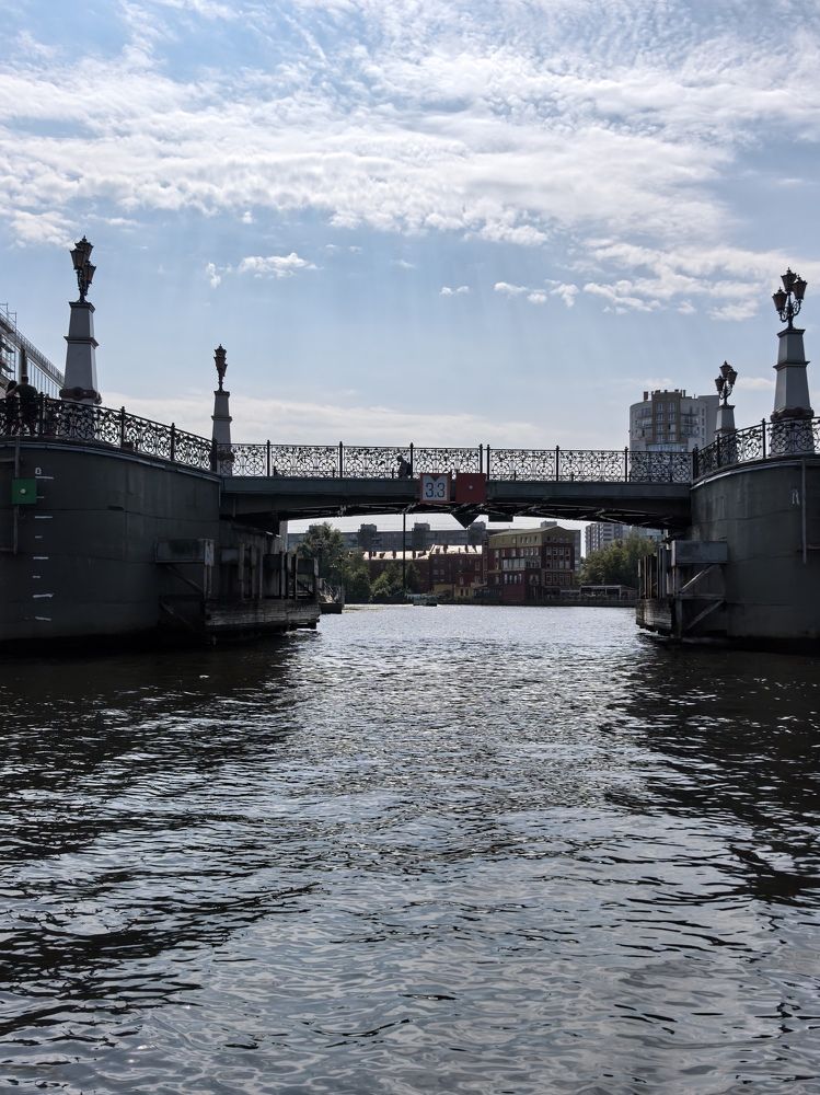 Фотография автора Александр Сипаров