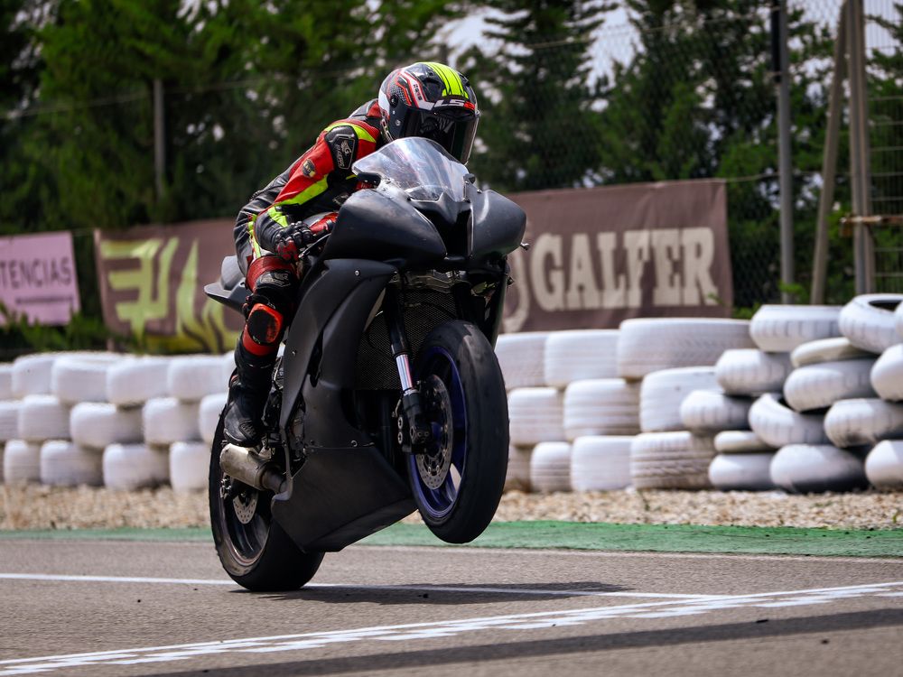 Фотография автора Jonathan Artpicsjona