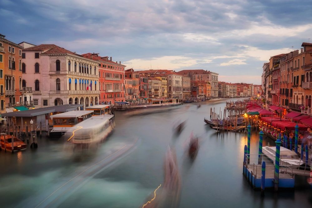 Photograph by Henri Fitriadi