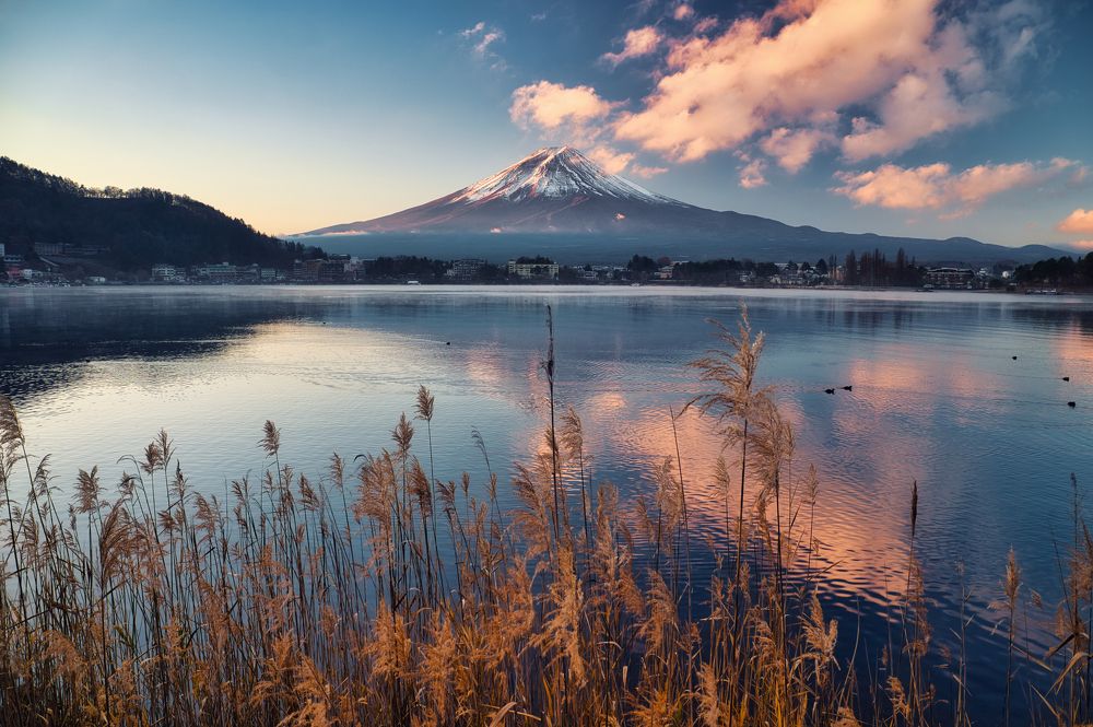 Whispers of Dawn: Mt. Fuji's Glow